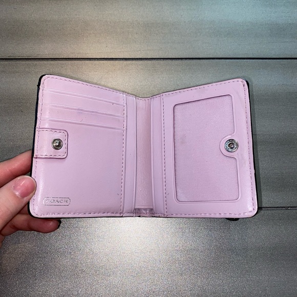 Coach Wallet - Picture 3 of 4
